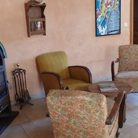 Le Jardin De Norah Bed & Breakfast