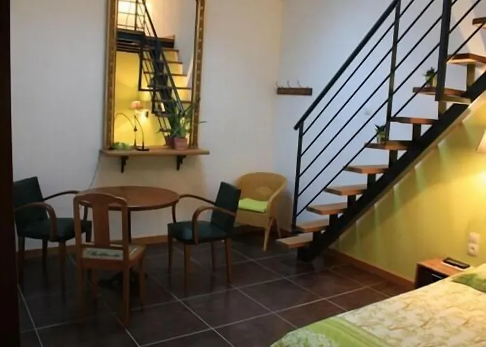 Le Jardin De Norah Bed & Breakfast